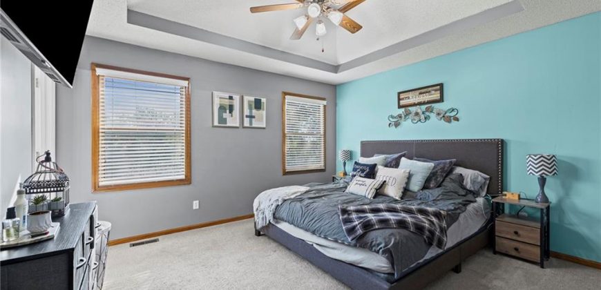 Homes for Sale in Kansas City, MO 64118 | 1305 NW 72nd Street