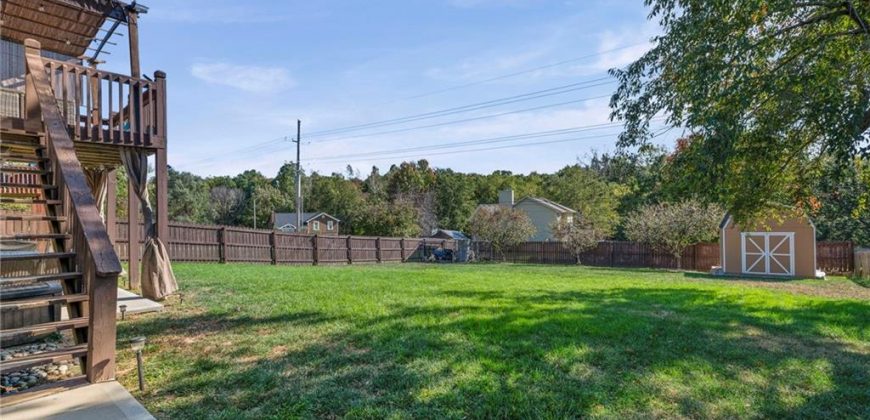 Homes for Sale in Kansas City, MO 64118 | 1305 NW 72nd Street