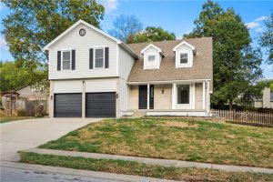 8707-N-Lydia-Avenue-mls-2582667-image-1