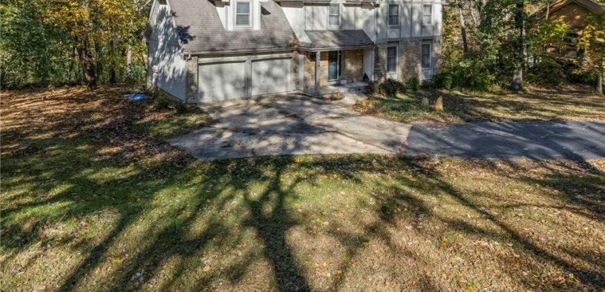 Homes for Sale in Kansas City, MO 64152 | 7610 NW East Forest Lakes Drive