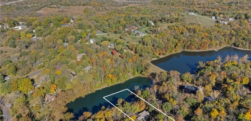 Homes for Sale in Kansas City, MO 64152 | 7610 NW East Forest Lakes Drive