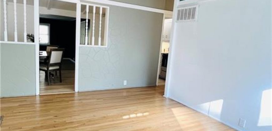 Homes for Sale in Gladstone, MO 64118 | 5708 N Woodland Avenue