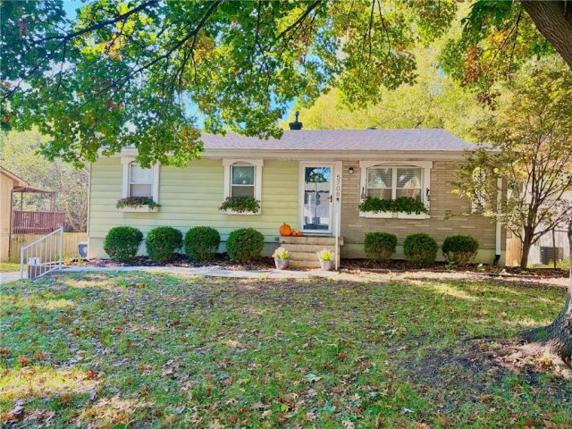 Homes for Sale in Kansas City, MO 64119 | 5708 N Drury Avenue