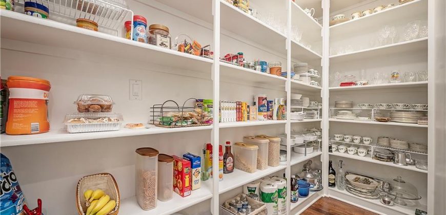 Homes for Sale in Kansas City, MO 64155 | 2005 NE 101st Court