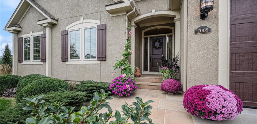 Homes for Sale in Kansas City, MO 64155 | 2005 NE 101st Court