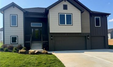 Homes for Sale in Platte City, MO 64079 | 18150 NW 127th Street