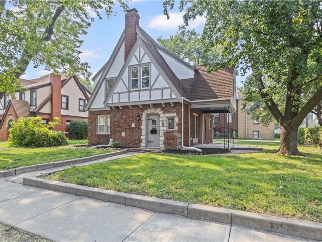 Homes for Sale in North Kansas City, MO 64116 | 801 E 23rd Avenue