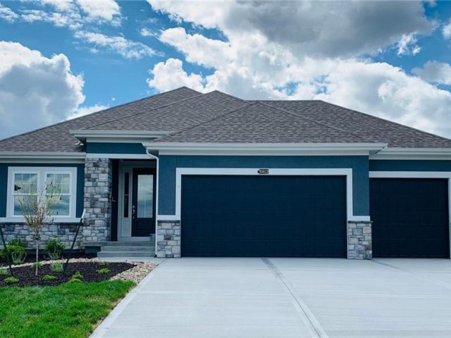 Homes for Sale in Kansas City, MO 64155 | 10612 N Bell Street