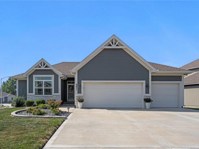 Homes for Sale in Kansas City, MO 64156 | 4601 NE 85th Terrace