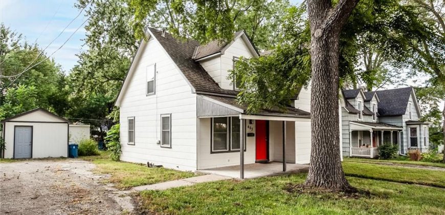 Homes for Sale in Liberty, MO 64068 | 463 E Mill Street