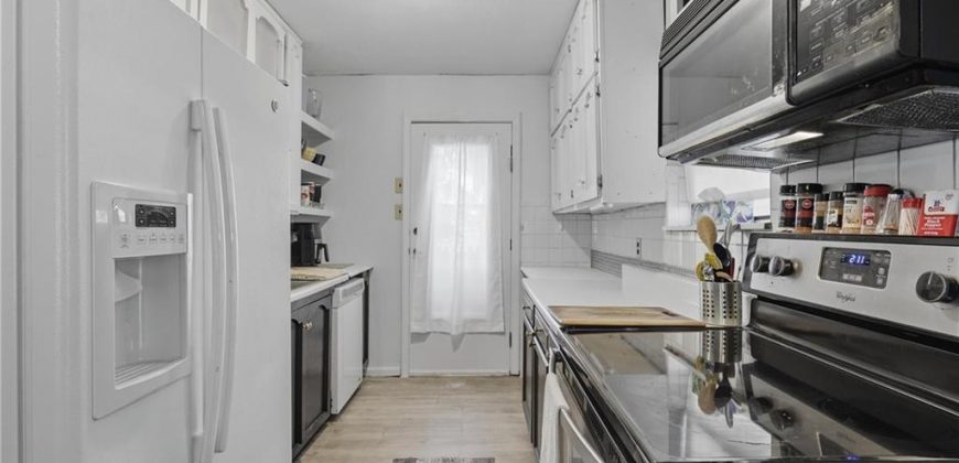 Homes for Sale in Kearney, MO 64060 | 204 N Clark Street