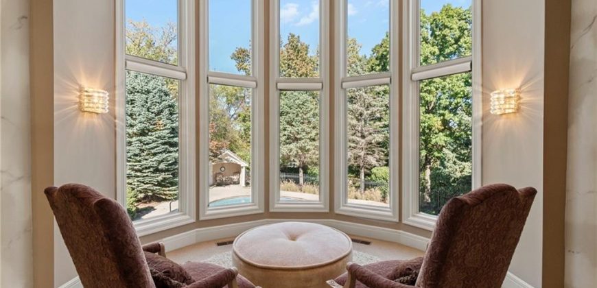 Homes for Sale in Parkville, MO 64152 | 8000 NW Timbercrest Place