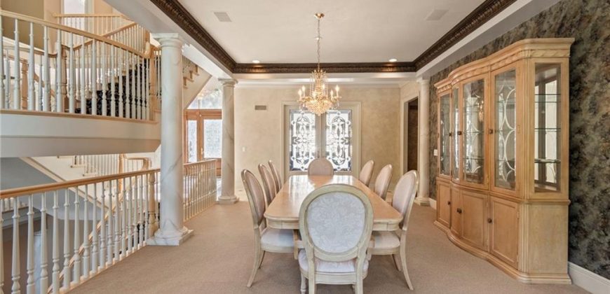 Homes for Sale in Parkville, MO 64152 | 8000 NW Timbercrest Place