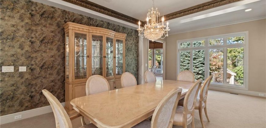 Homes for Sale in Parkville, MO 64152 | 8000 NW Timbercrest Place