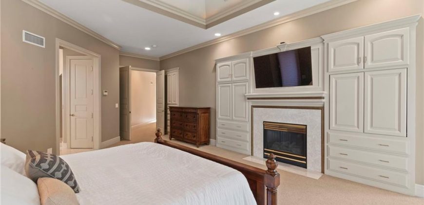 Homes for Sale in Parkville, MO 64152 | 8000 NW Timbercrest Place