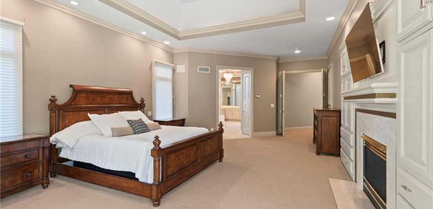 Homes for Sale in Parkville, MO 64152 | 8000 NW Timbercrest Place