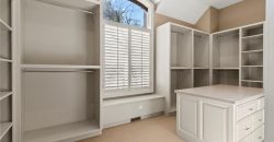 Homes for Sale in Parkville, MO 64152 | 8000 NW Timbercrest Place