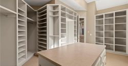 Homes for Sale in Parkville, MO 64152 | 8000 NW Timbercrest Place