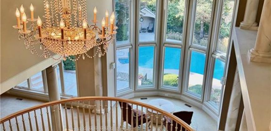 Homes for Sale in Parkville, MO 64152 | 8000 NW Timbercrest Place