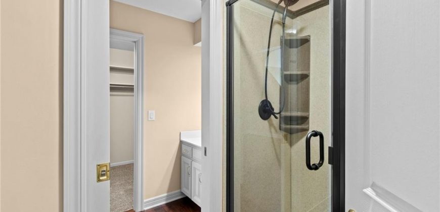 Homes for Sale in Parkville, MO 64152 | 8000 NW Timbercrest Place