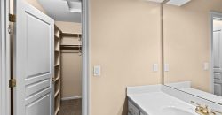 Homes for Sale in Parkville, MO 64152 | 8000 NW Timbercrest Place