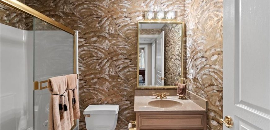 Homes for Sale in Parkville, MO 64152 | 8000 NW Timbercrest Place