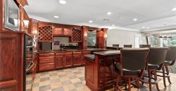 Homes for Sale in Parkville, MO 64152 | 8000 NW Timbercrest Place