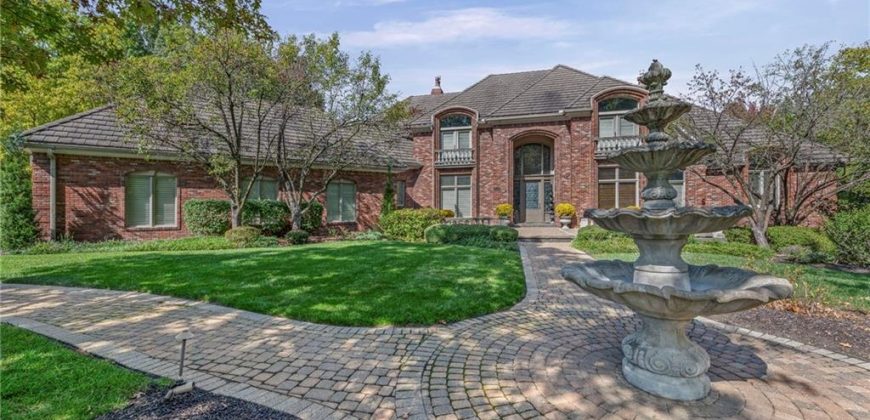 Homes for Sale in Parkville, MO 64152 | 8000 NW Timbercrest Place