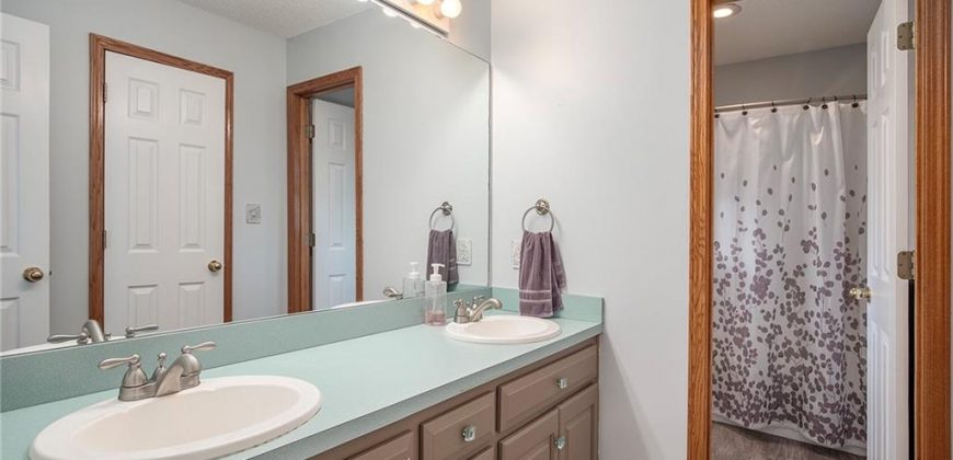 Homes for Sale in Gladstone, MO 64119 | 4001 NE 60th Terrace