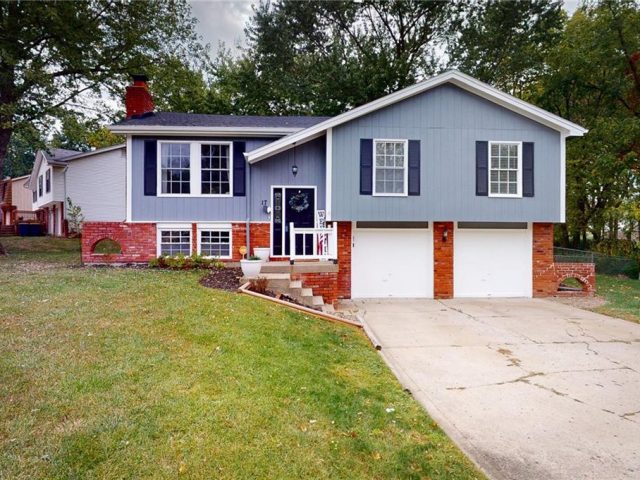 Homes for Sale in Kansas City, MO 64155 | 17 NE 90th Terrace