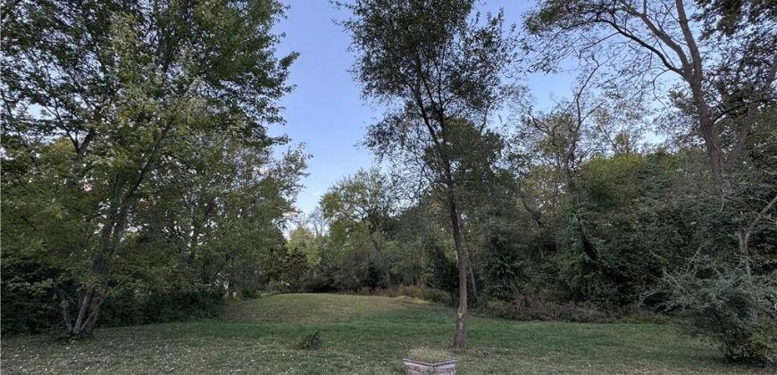 Homes for Sale in Liberty, MO 64068 | 506 W Mississippi Street