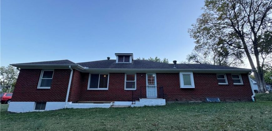 Homes for Sale in Liberty, MO 64068 | 506 W Mississippi Street