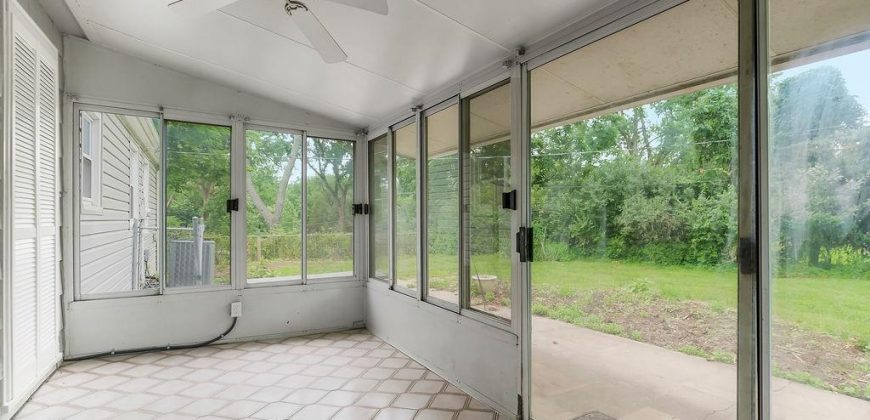 Homes for Sale in Kansas City, MO 64116 | 112 NE Northcrest Drive