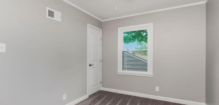 Homes for Sale in Kansas City, MO 64116 | 112 NE Northcrest Drive