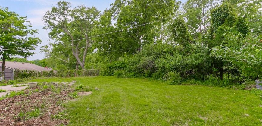 Homes for Sale in Kansas City, MO 64116 | 112 NE Northcrest Drive