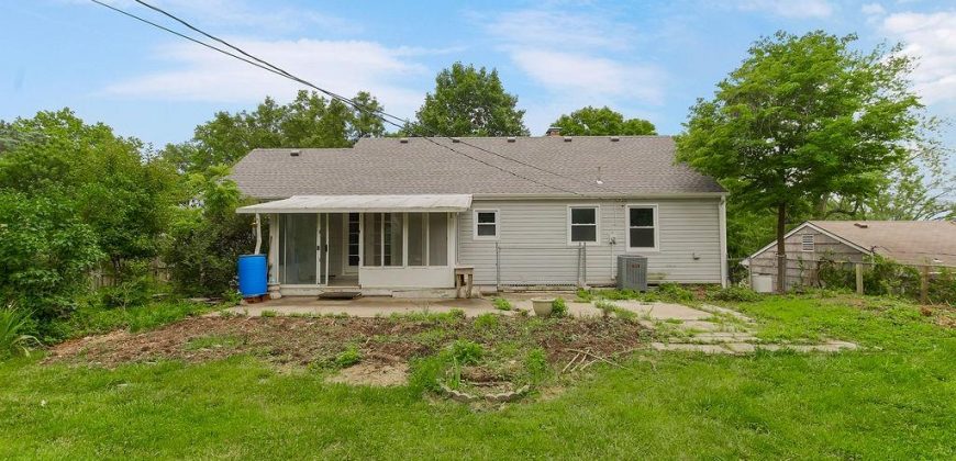 Homes for Sale in Kansas City, MO 64116 | 112 NE Northcrest Drive