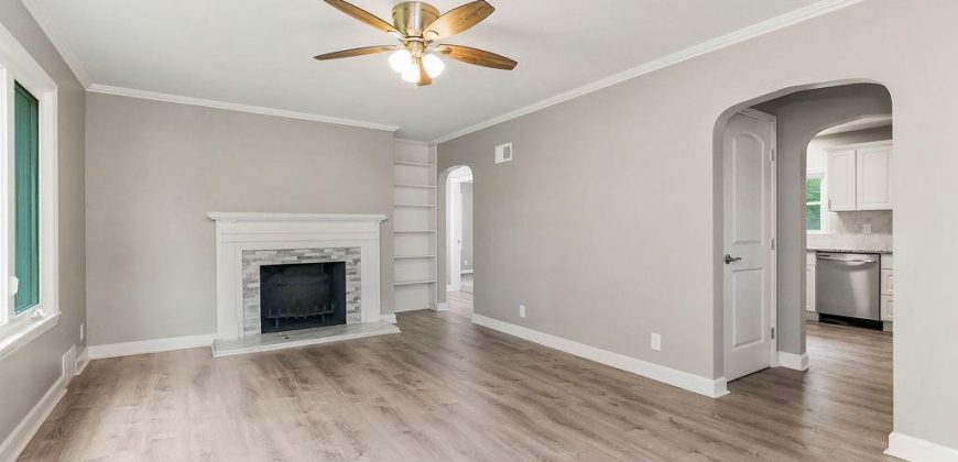 Homes for Sale in Kansas City, MO 64116 | 112 NE Northcrest Drive