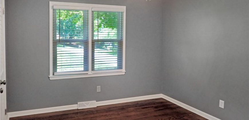 Homes for Sale in Kansas City, MO 64116 | 404 NW Briarcliff Road