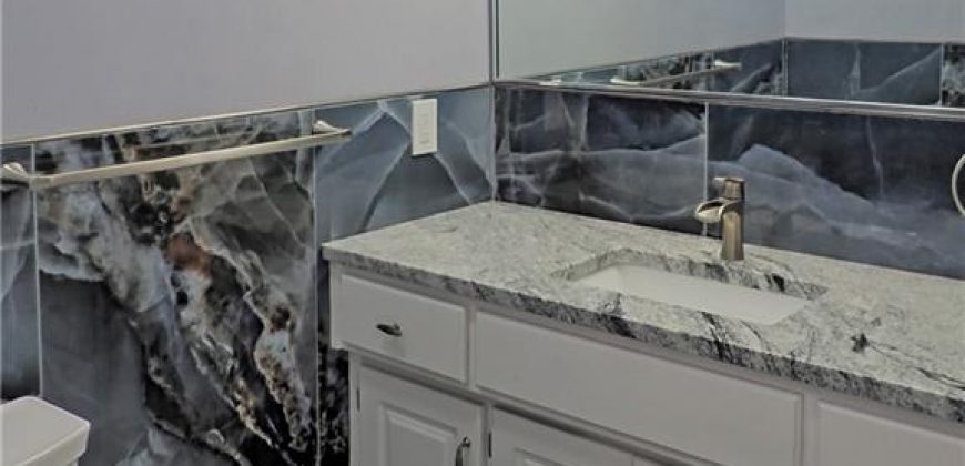 Homes for Sale in Kansas City, MO 64116 | 404 NW Briarcliff Road