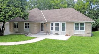 Homes for Sale in Kansas City, MO 64116 | 404 NW Briarcliff Road