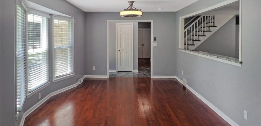 Homes for Sale in Kansas City, MO 64116 | 404 NW Briarcliff Road