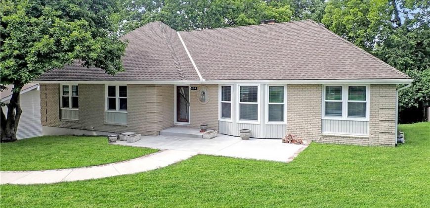Homes for Sale in Kansas City, MO 64116 | 404 NW Briarcliff Road