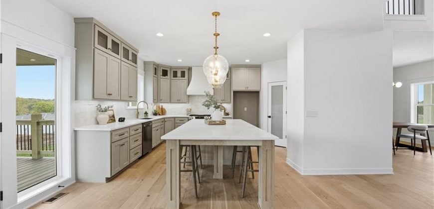 Homes for Sale in Kansas City, MO 64153 | 8401 NW 90th Street