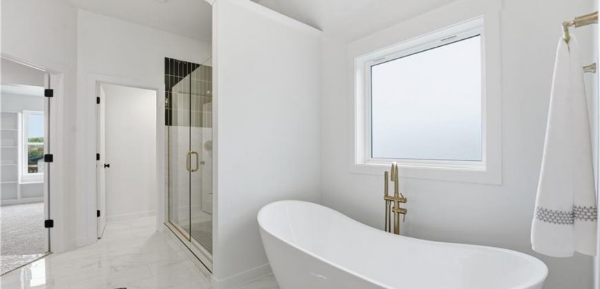 Homes for Sale in Kansas City, MO 64153 | 8401 NW 90th Street