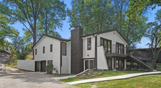 Homes for Sale in Weatherby Lake, MO 64152 | 7809 NW Scenic Drive