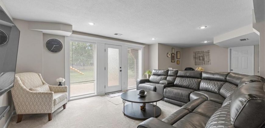 Homes for Sale in Liberty, MO 64068 | 977  Wellington Way