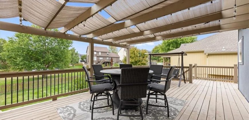 Homes for Sale in Liberty, MO 64068 | 977  Wellington Way