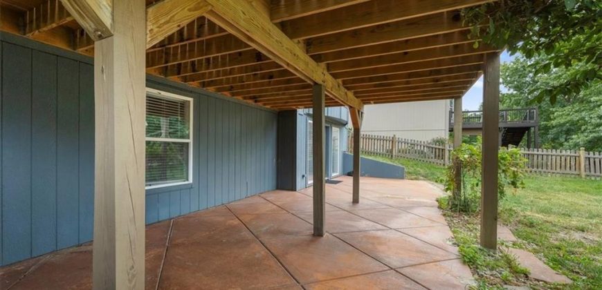 Homes for Sale in Liberty, MO 64068 | 977  Wellington Way