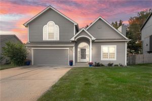 8609-NE-75-Terrace-mls-2575475-image-1