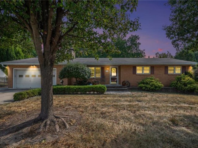 Homes for Sale in Gladstone, MO 64118 | 1707 NE 76th Terrace